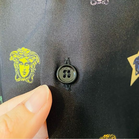Versace 100% Silk Medusa Star Colorful Button Down Shirt Size 43 - Picture 11 of 11